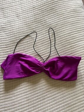 Magenta Strapless Bikini Top with Thin Black Straps